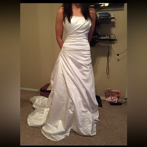 Brand new wedding dress